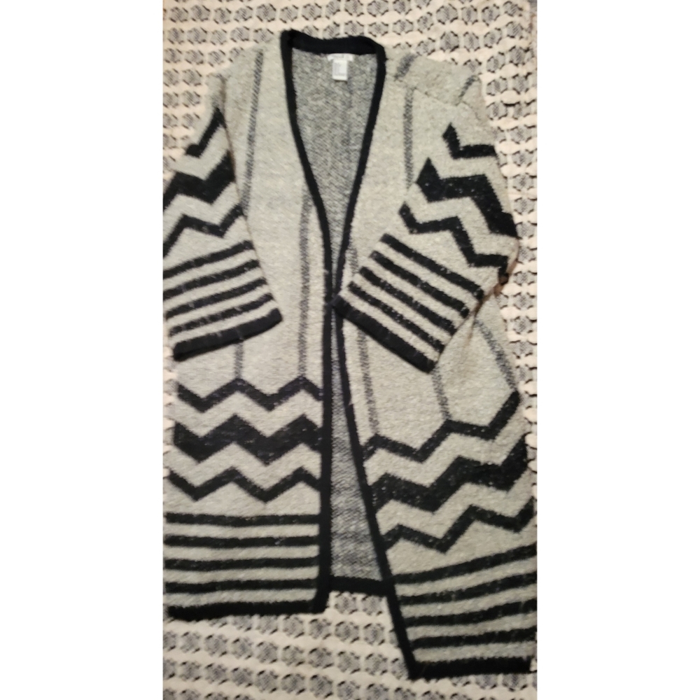 3for $30■ Forever 21 3/4 sweater